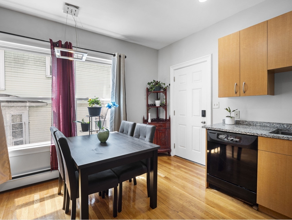 17 Kensington Park # 3