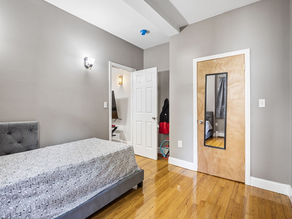 17 Kensington Park # 3