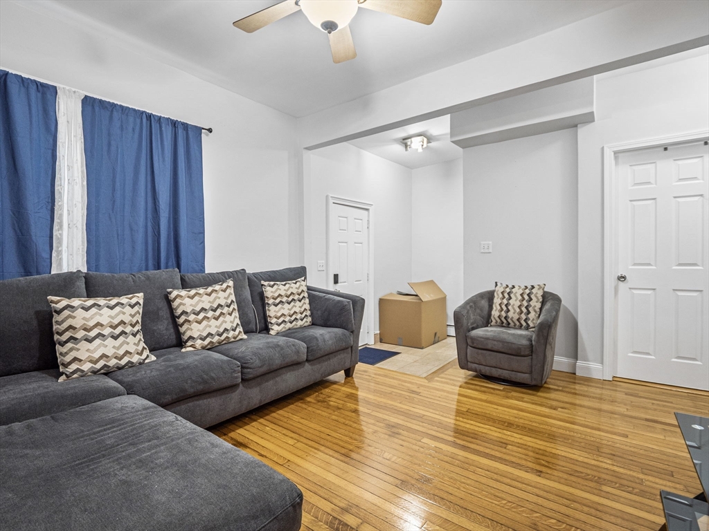 17 Kensington Park # 3