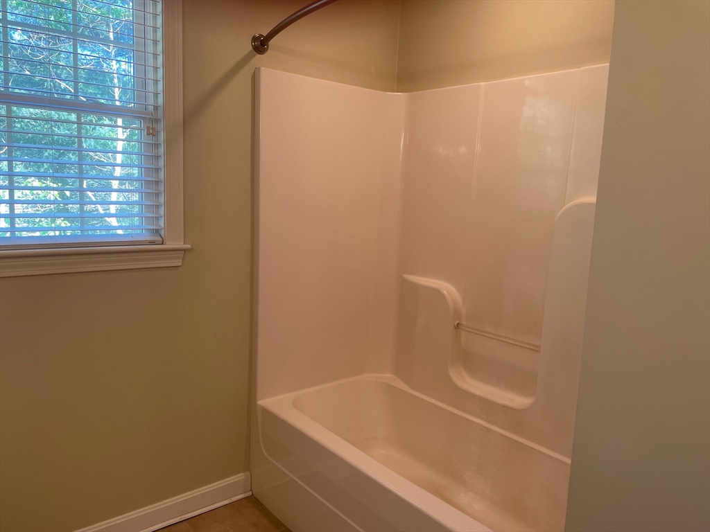 43 Brewster Rd # 43