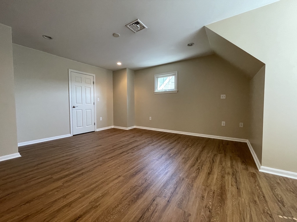 43 Brewster Rd # 43