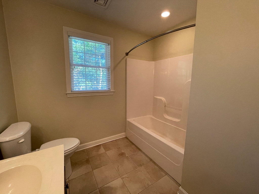 43 Brewster Rd # 43