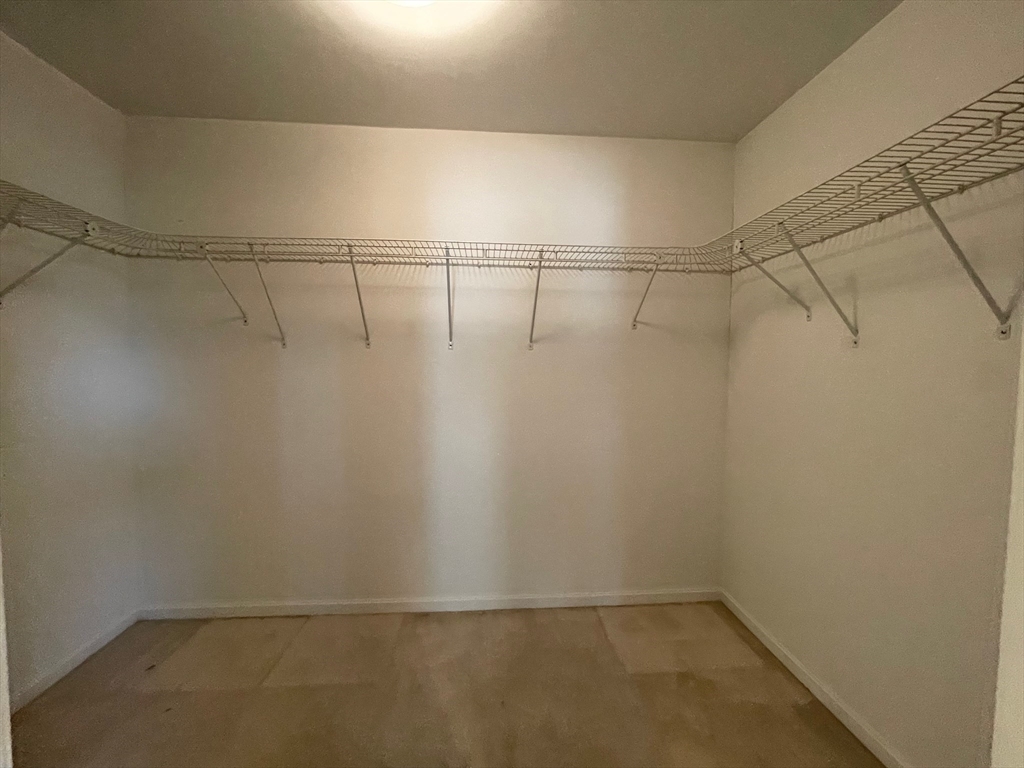 43 Brewster Rd # 43