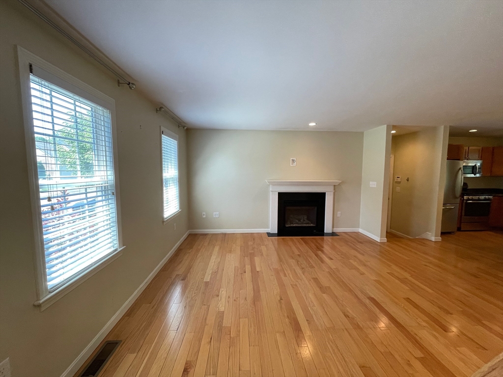 43 Brewster Rd # 43