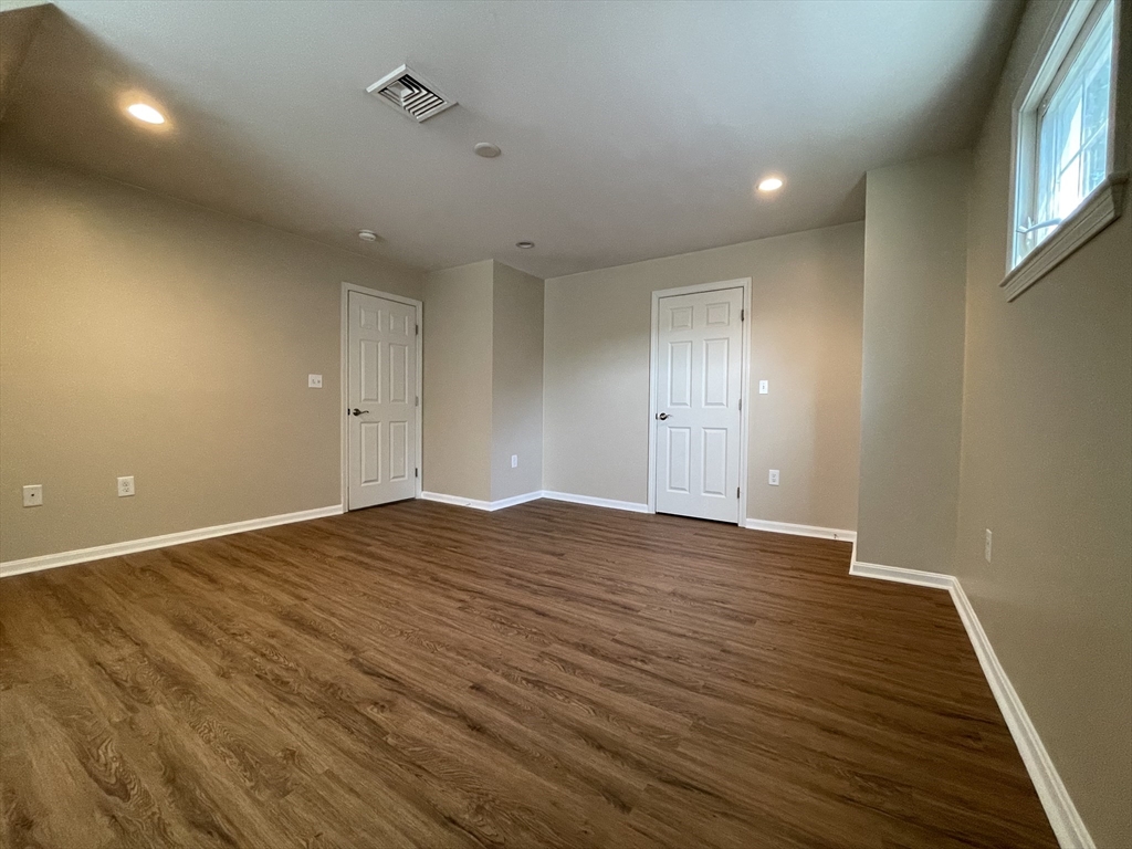 43 Brewster Rd # 43