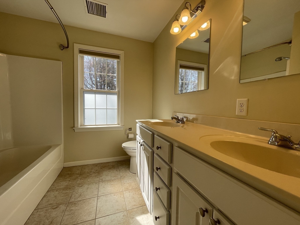 58 Brewster Rd # 58