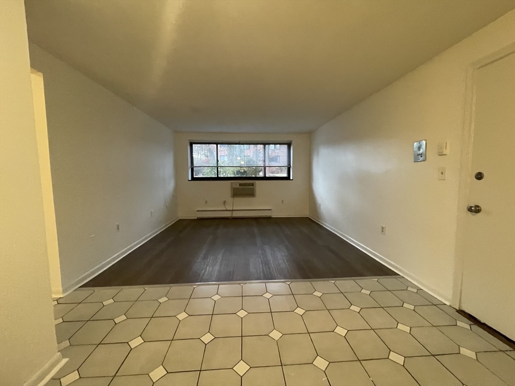 1323 Worcester Rd # E1