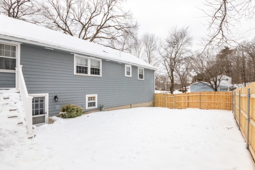 56 Blackberry Ln