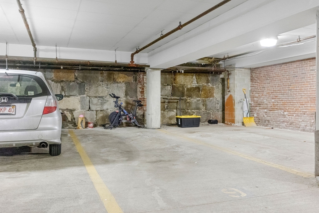 143 W Brookline St # 303