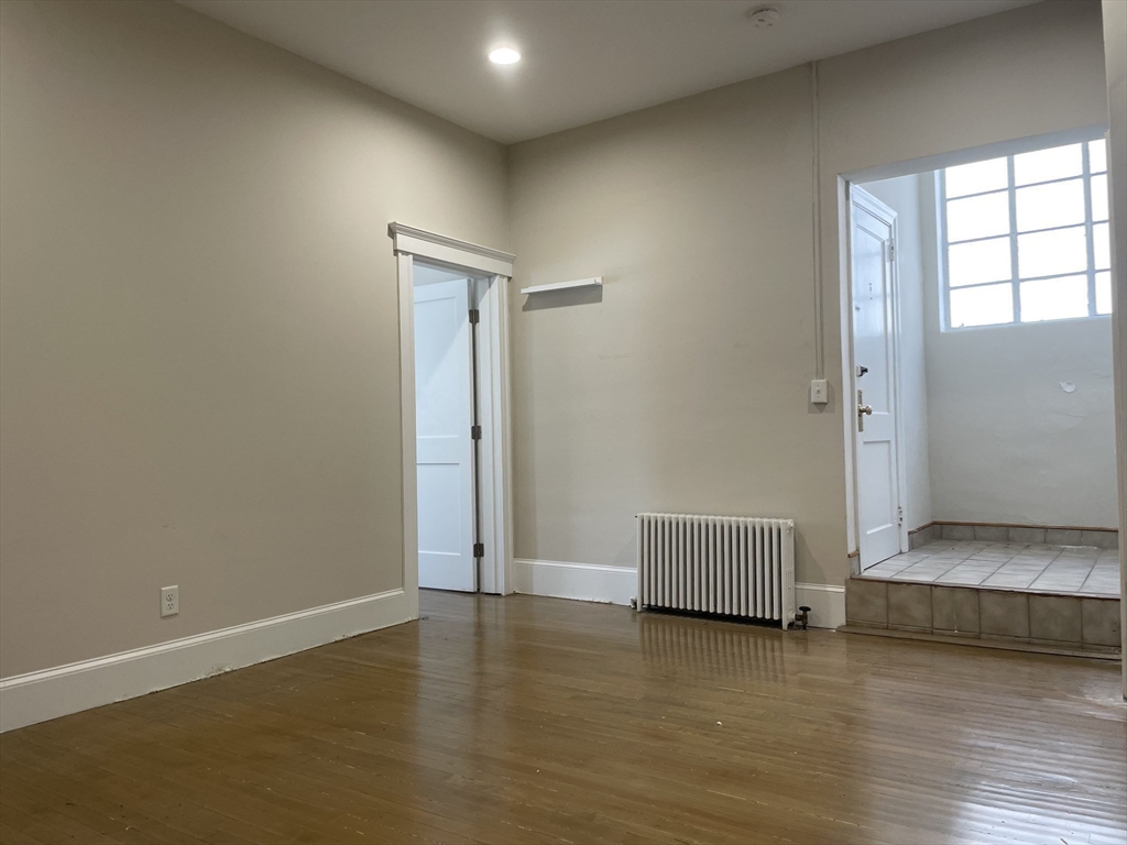 996 Chestnut Street # 1