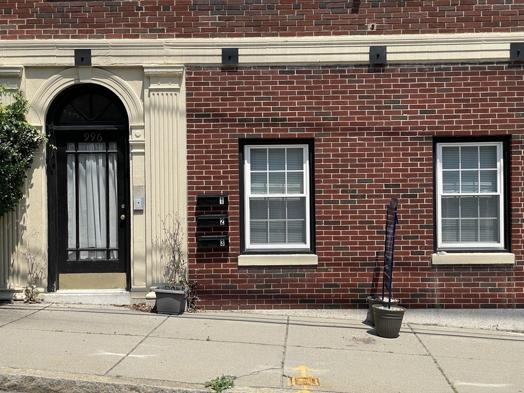 996 Chestnut Street # 1