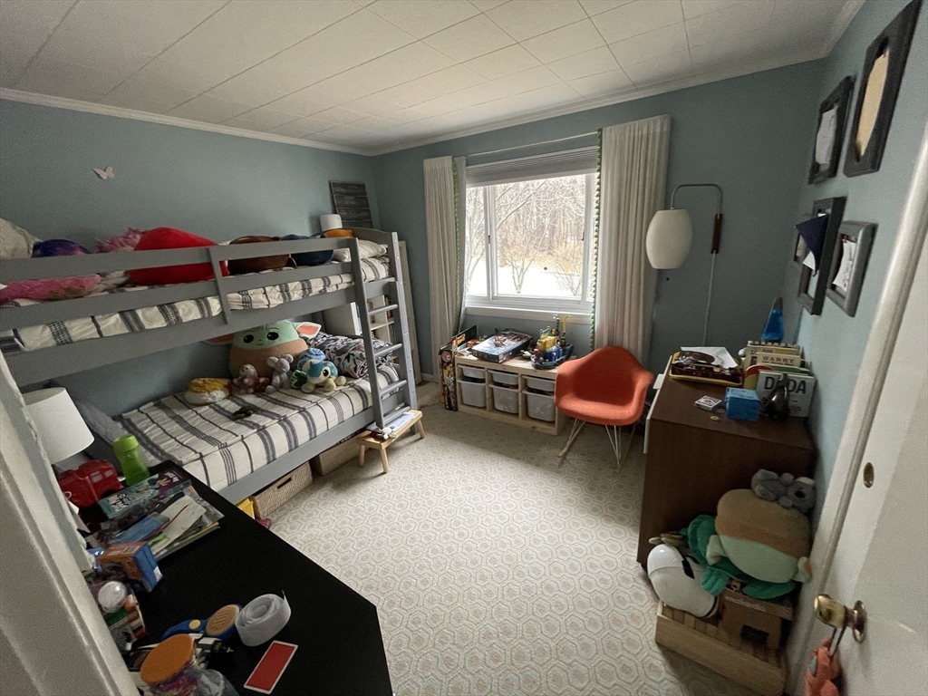 178 Beethoven Ave. Unit: -