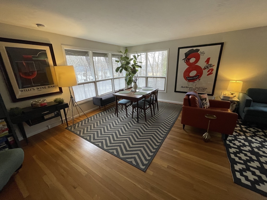 178 Beethoven Ave. Unit: -