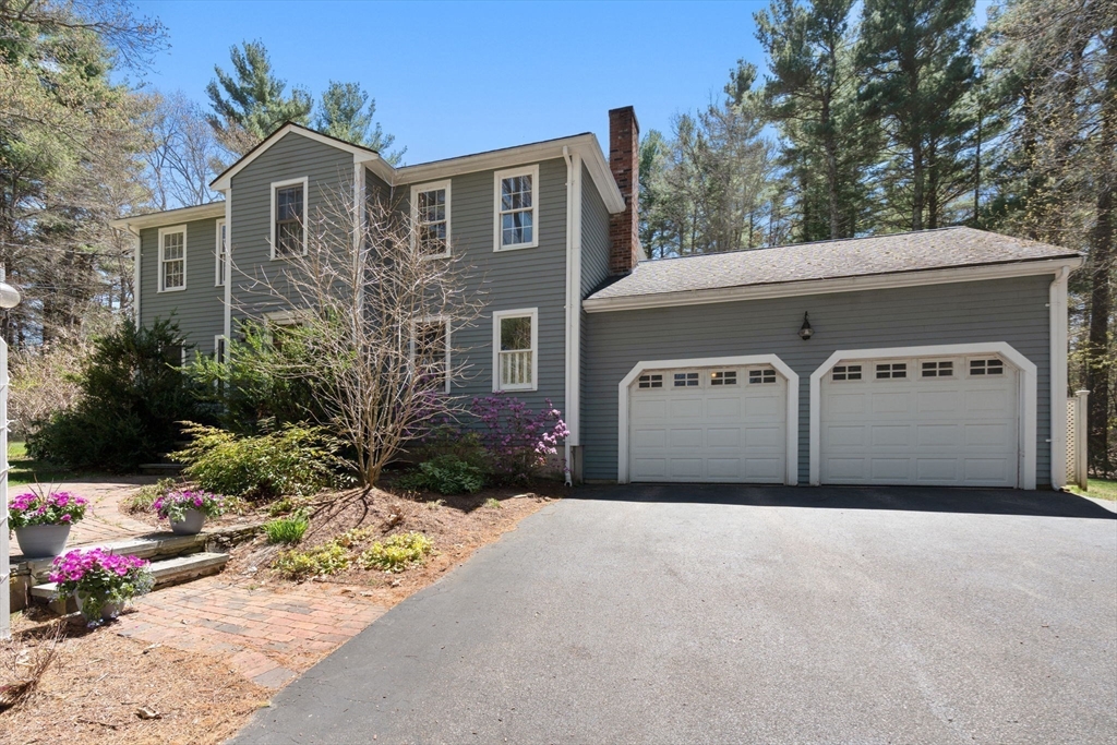 43 Maple Street