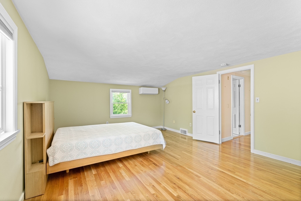 6 Crestview Dr
