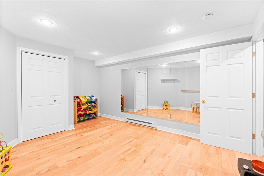 6 Crestview Dr