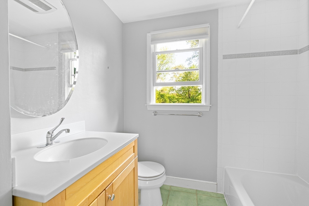 6 Crestview Dr