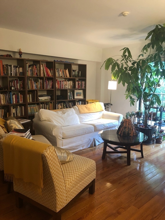 125 Pleasant # 608
