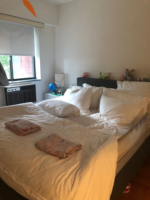 125 Pleasant # 608