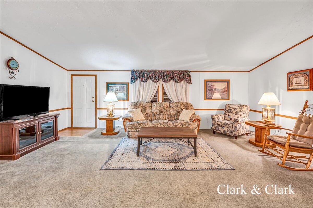 11400 Riverside Drive