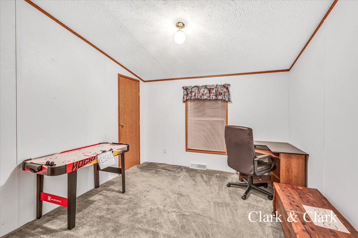 11400 Riverside Drive