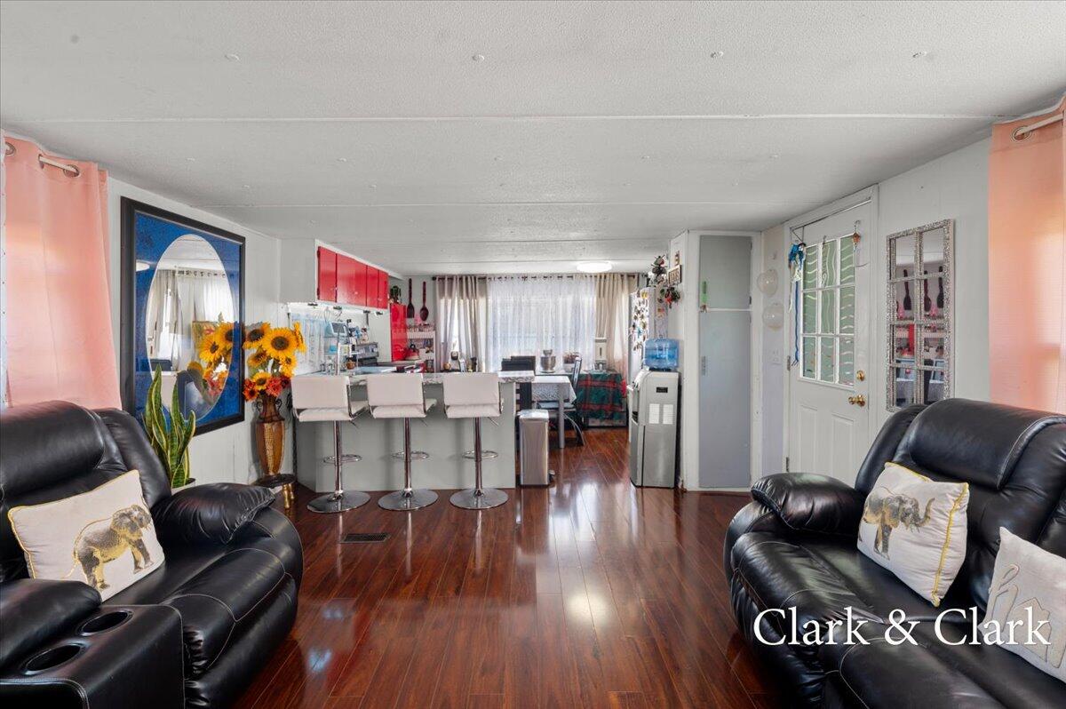 4510 N Douglas Road