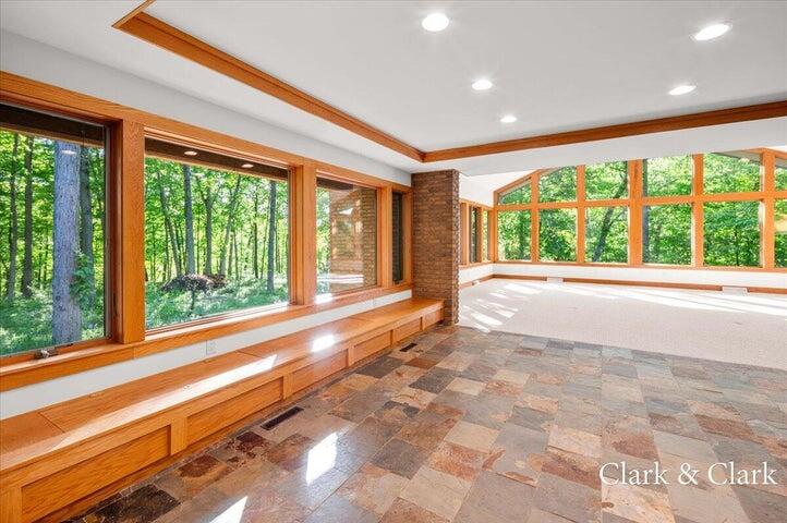 10115 Augusta Valley Court SE