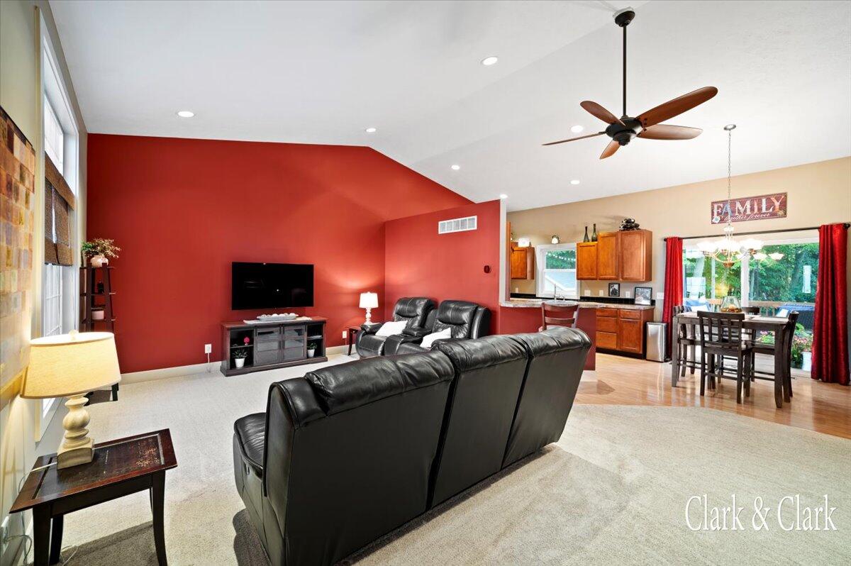 2283 Orchard Ridge Drive NW