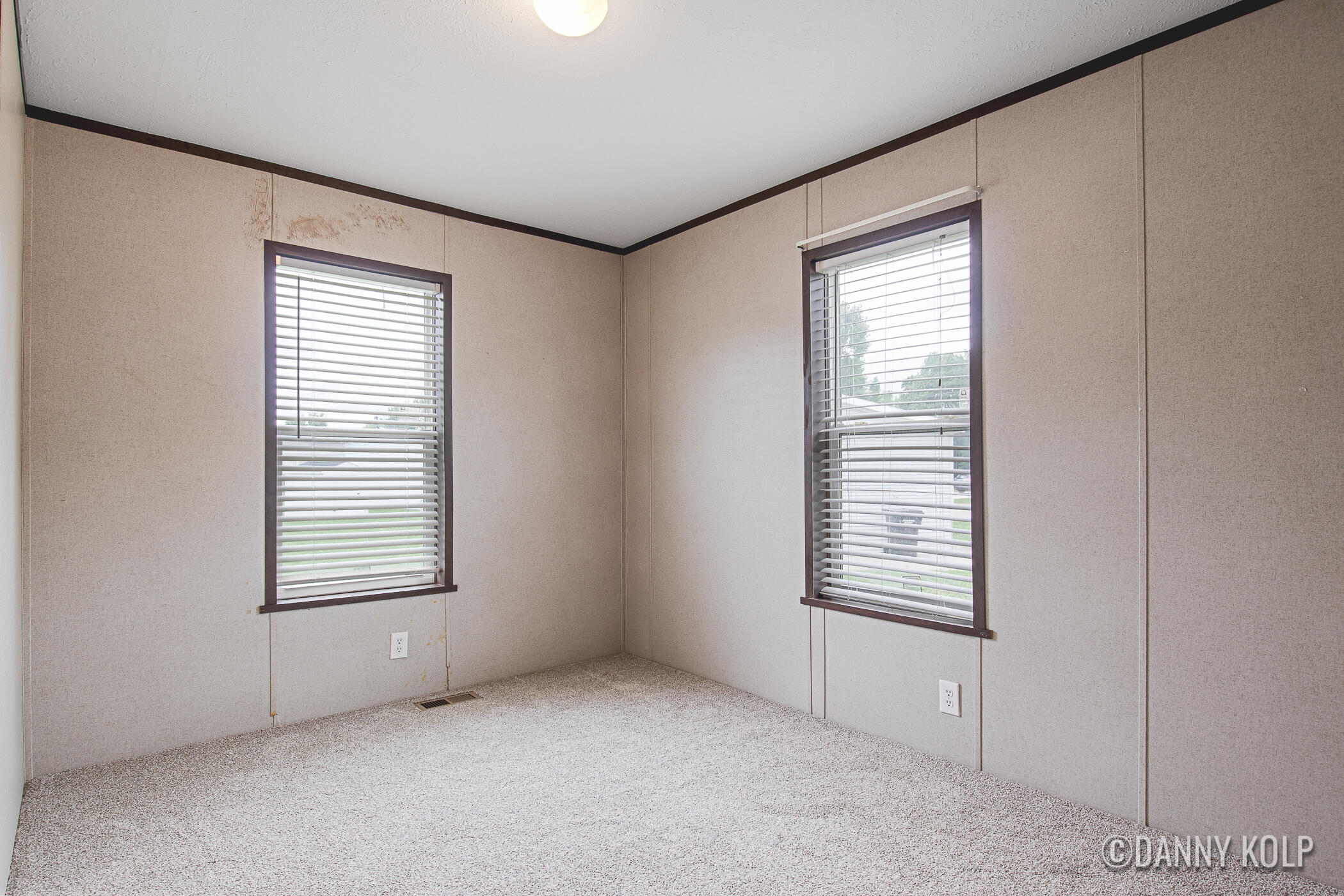 135 Shapell Lane NW