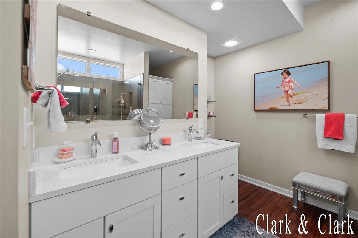 1950 Hidden Oak Court SE