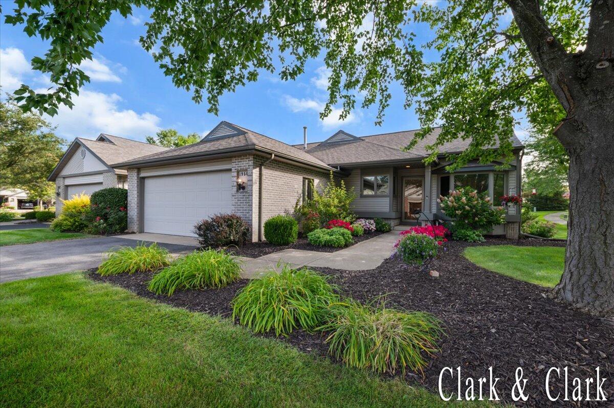 1950 Hidden Oak Court SE