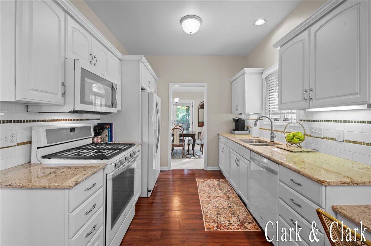 1950 Hidden Oak Court SE