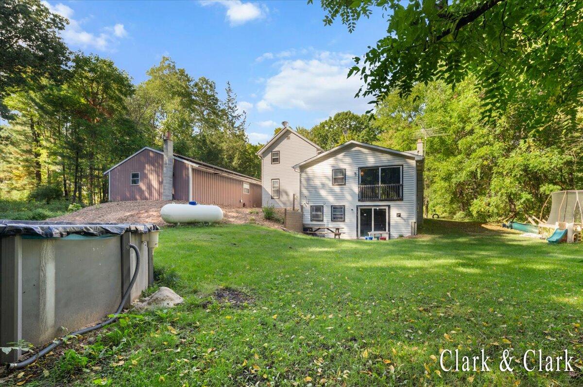 10726 16 Mile Road NE