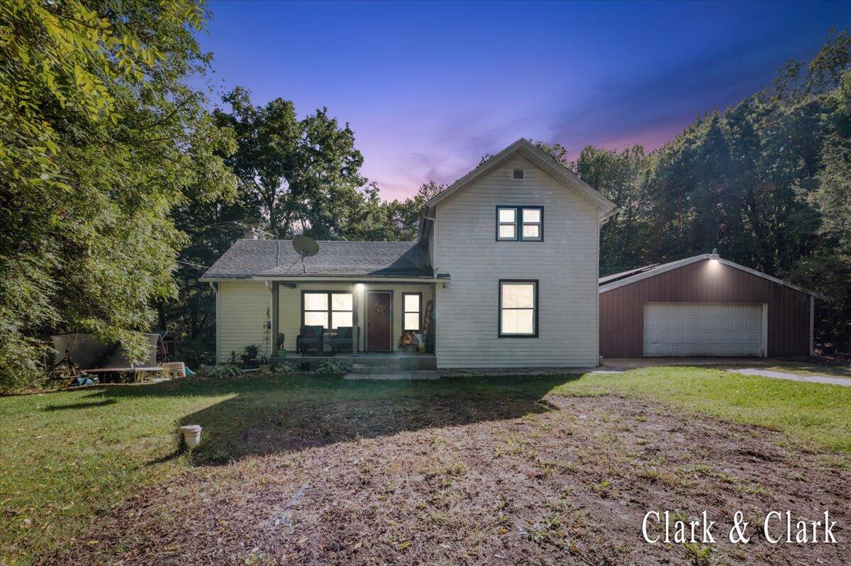 10726 16 Mile Road NE