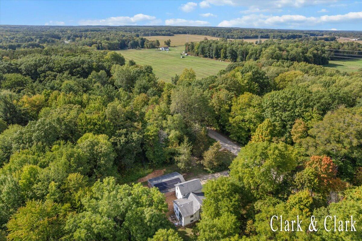 10726 16 Mile Road NE