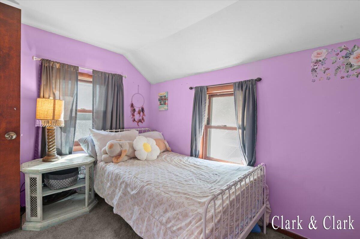 10726 16 Mile Road NE