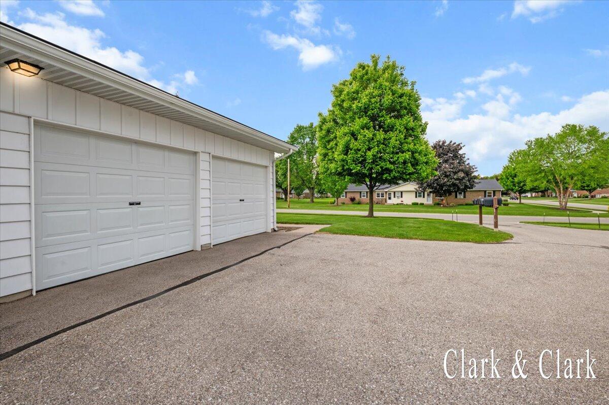 787 Andover Street SE 7