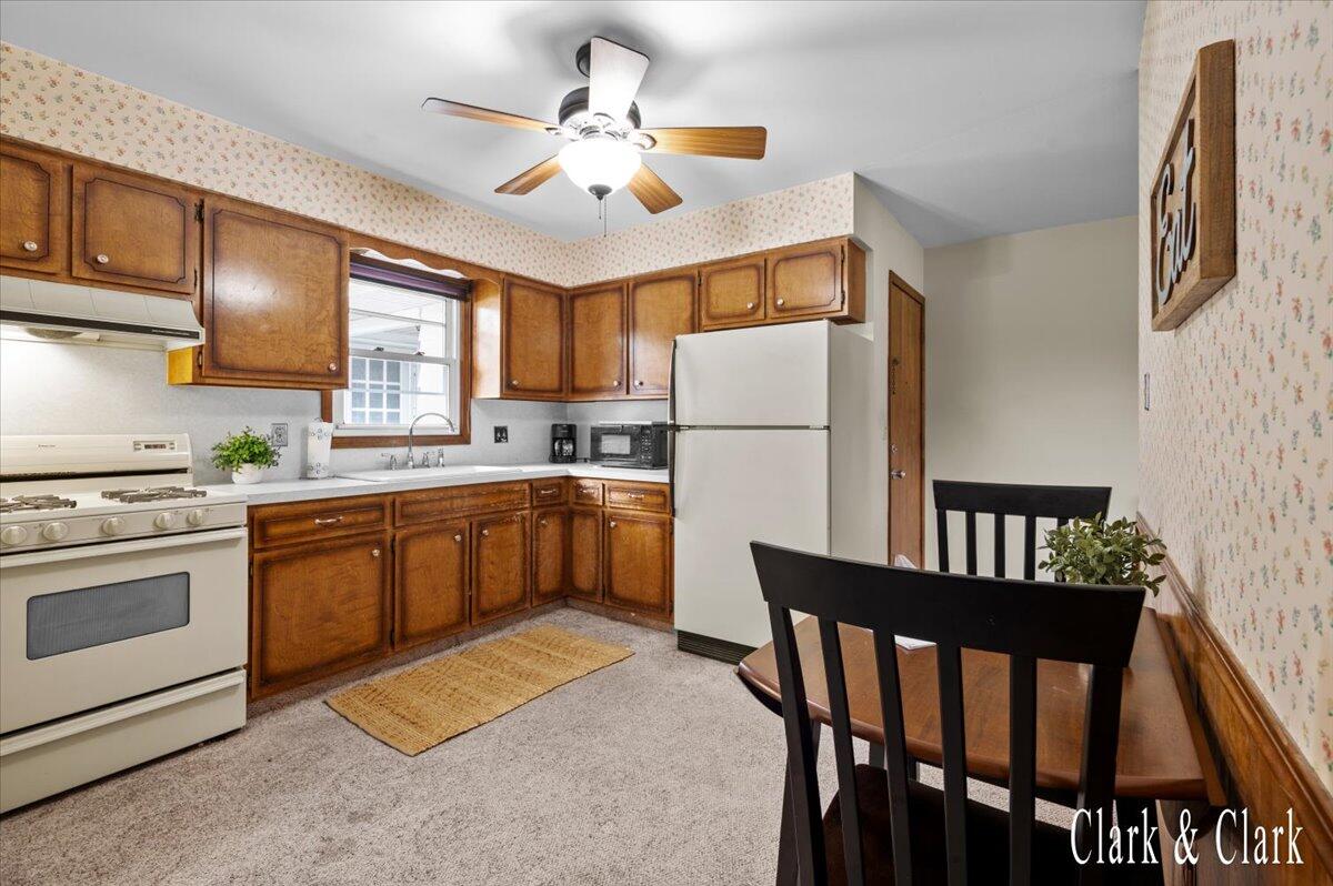 787 Andover Street SE 7