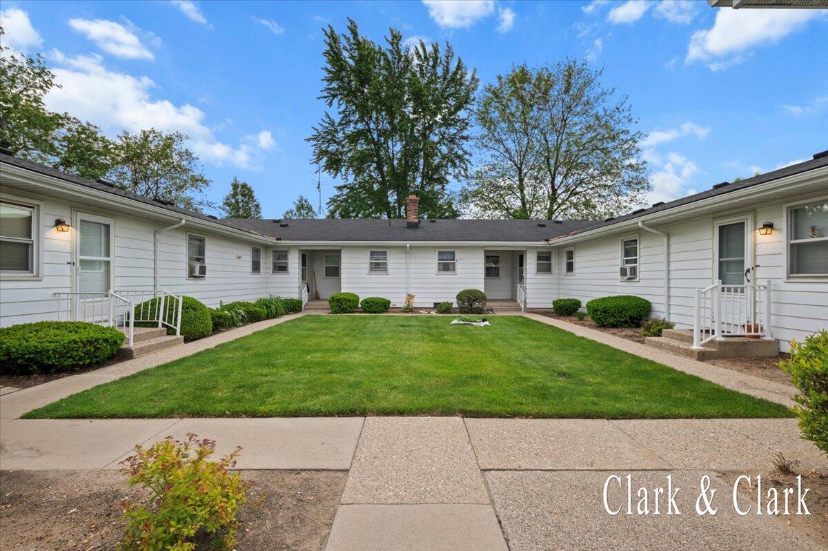 787 Andover Street SE 7