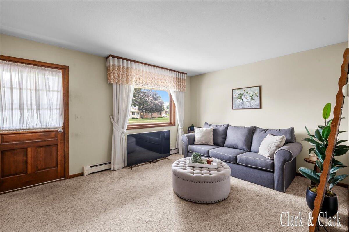 787 Andover Street SE 7