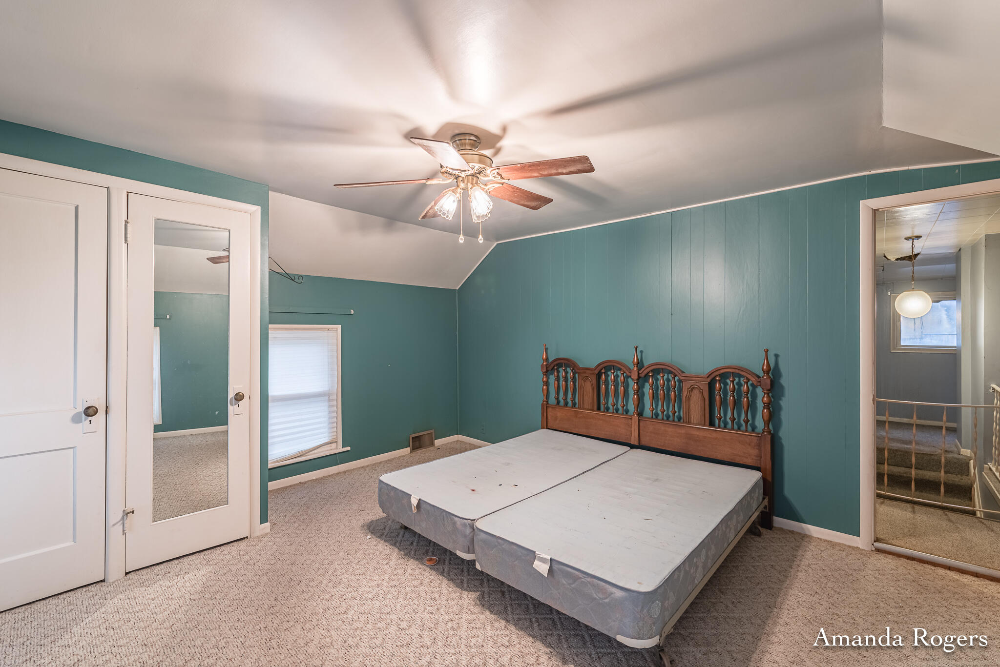 926 E Main Street SE