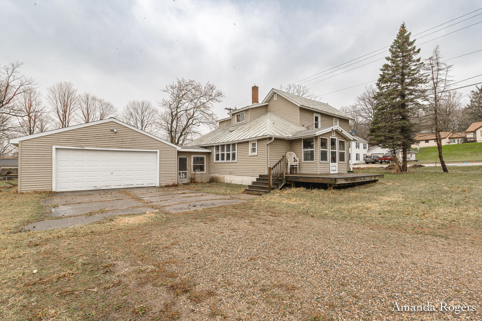926 E Main Street SE