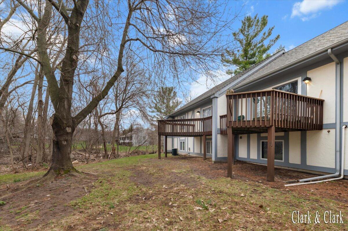 3167 Maple Villa Drive SE