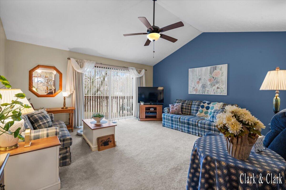 3167 Maple Villa Drive SE