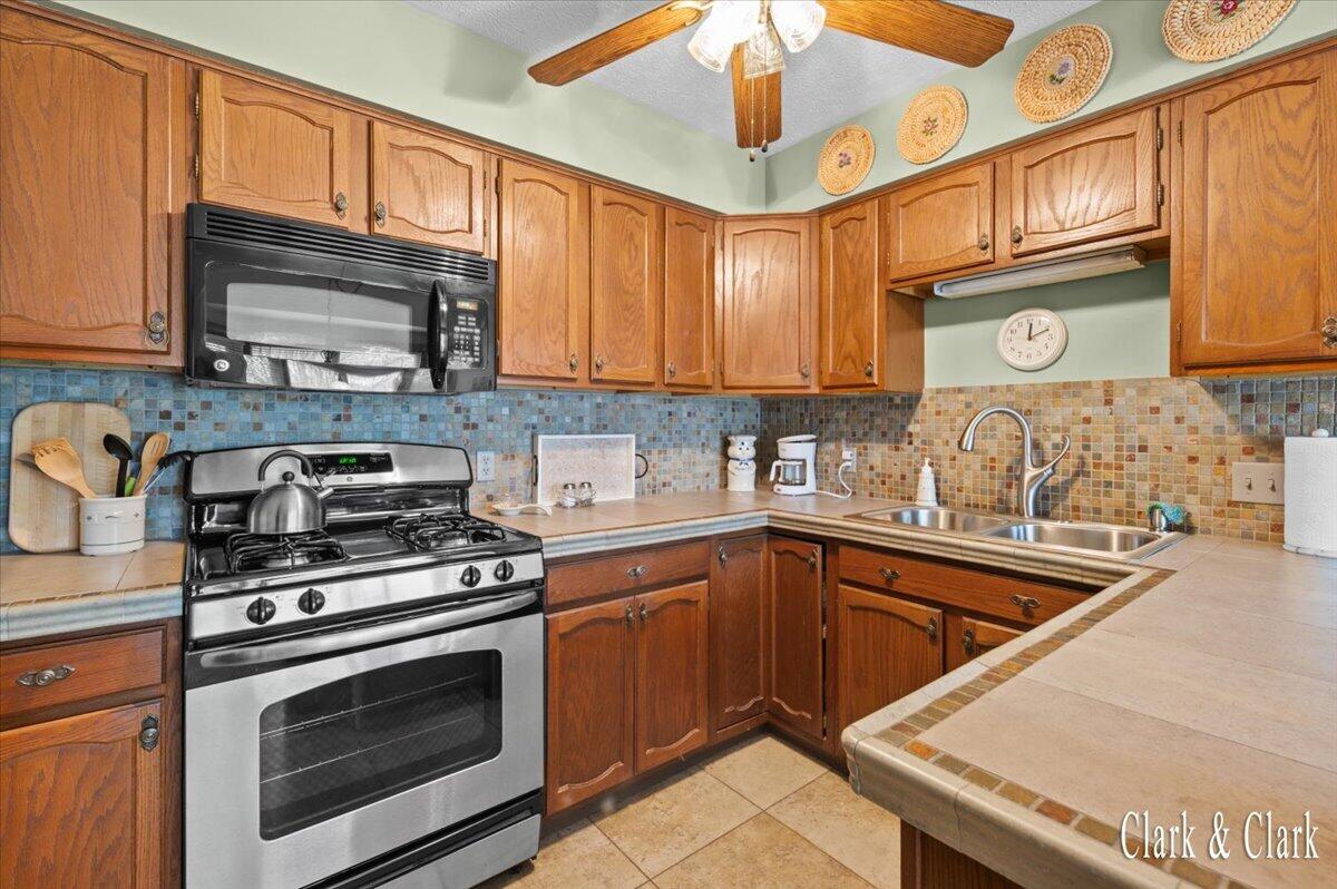 3167 Maple Villa Drive SE
