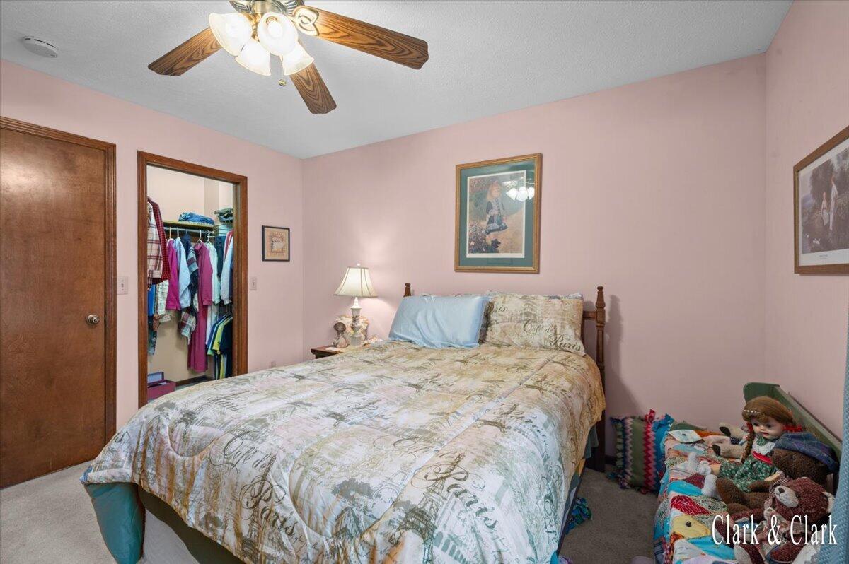 3167 Maple Villa Drive SE