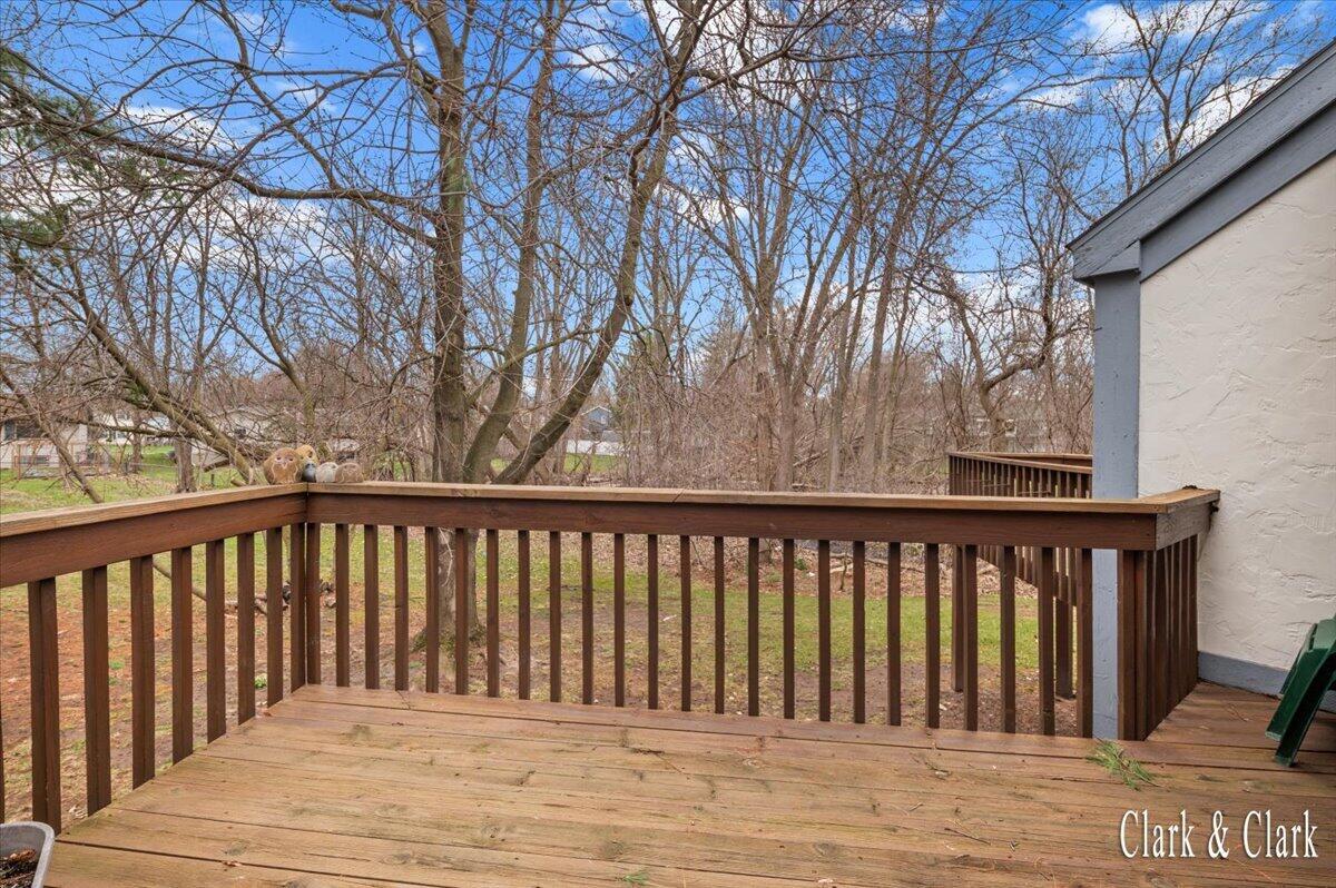 3167 Maple Villa Drive SE