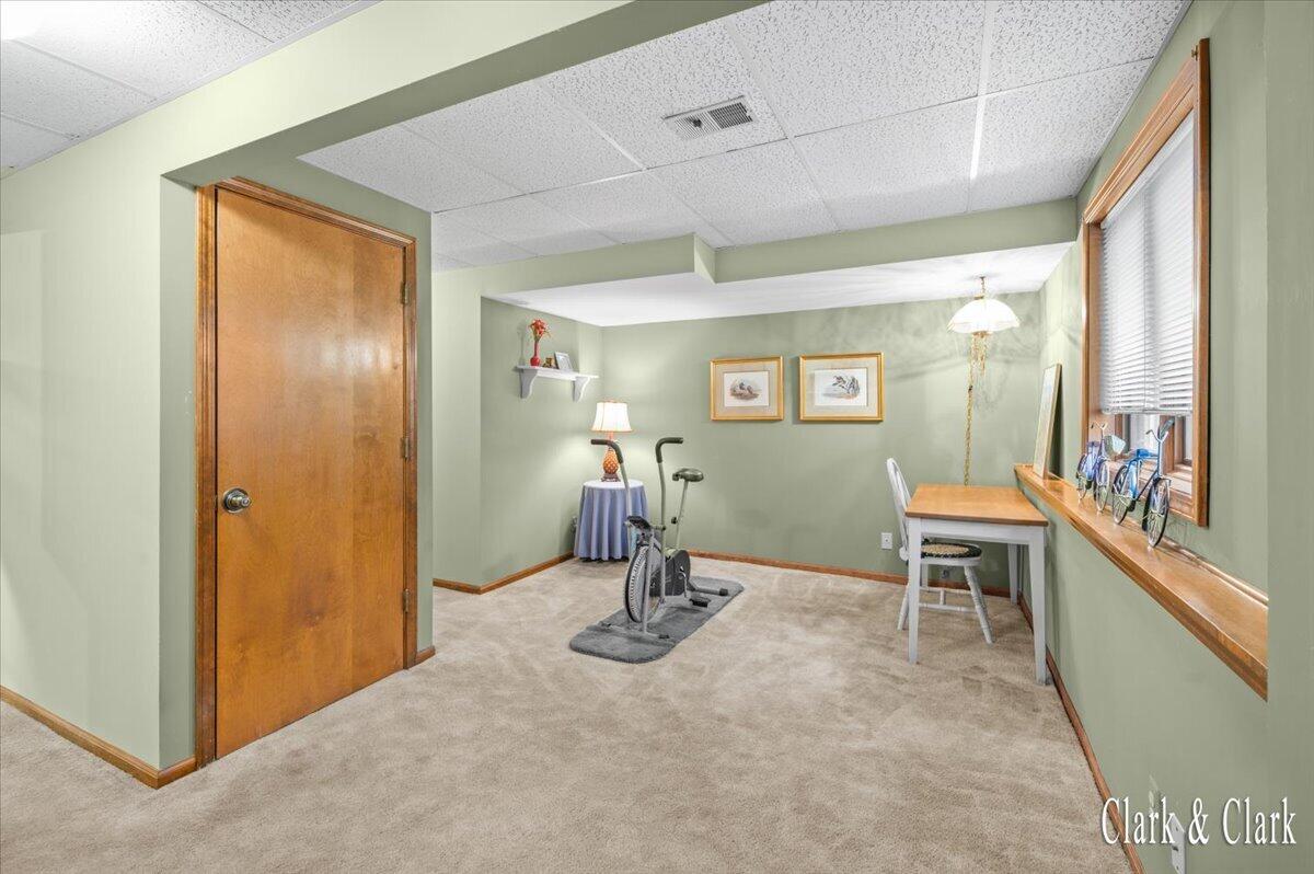 3167 Maple Villa Drive SE