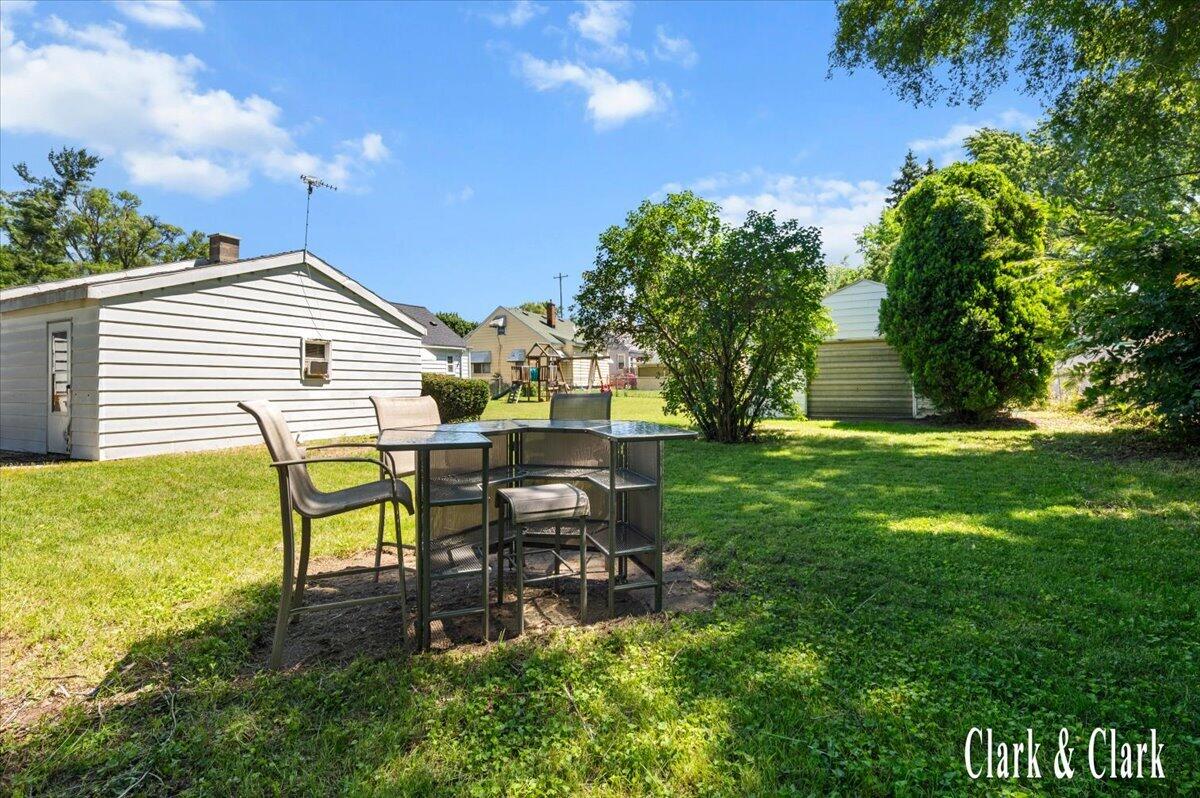 40 41st Street SW