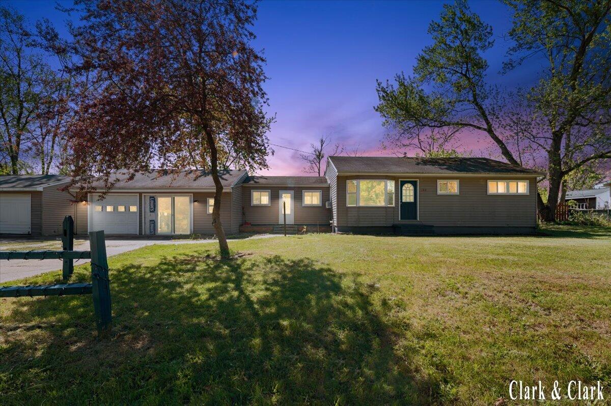 146 S Carleton Drive